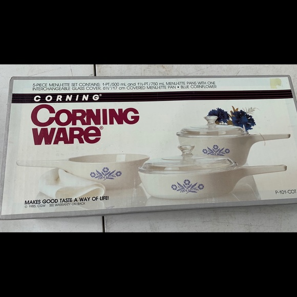 5 Piece 1985 set Corning Ware in box